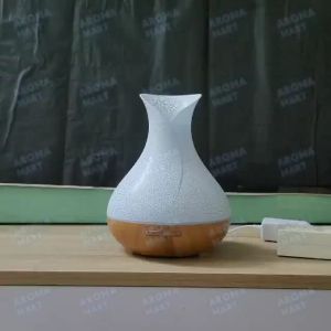 Máy Xông Tinh Dầu Hoa Tulip Vân Rạn Dung Tích Lớn 550ml Kèm Remote Điều Khiển