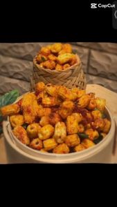 Nui sấy khô bò lá chanh đồ ăn vặt nhà Lets Nuts túi 1kg vị giòn tan kết hợp cùng khô bò lá chanh thơm giòn