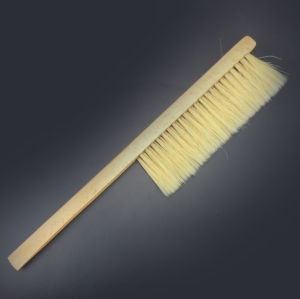 Beekeeping Tools Wood Honey Brush Wasp Bee Sweep Beekeeping Equipment Horse Tail Hair New Bee Brush For Cleaning Apiculture