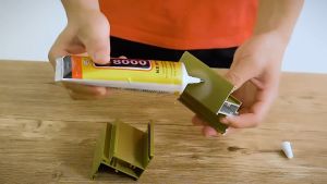 【SG Seller】✔️E8000 Transparent Multi-Purpose Super Glue✔️ Handphone Repair Art and Craft DIY Electronic Wood Glass Plastic Metal Shoe Adhesives Needle Tip