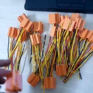 Giắc cắm rơ le 5 chân kèm rơ le 4 chân to màu cam lõi đông chất lượng cao (1 chiếc)