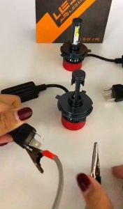 หลอดไฟหน้ารถยนต์ LED 6000K แสงสีขาว H4 H7 H11 9006 12V ราคา 1 ชุด 2 หลอด ไฟรถยนต์ H4-F6