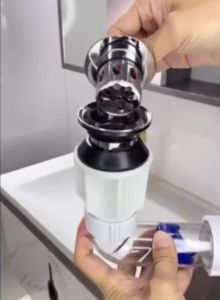 Universal Sink Drain Pipe Deodorant Sewer Drainage Water Hose Retractable Bathroom Wash Basin Sink Drainer