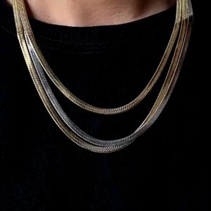 KALUNG PRIA WANITA TITANIUM MODEL GEPENG SILVER GOLD TERLARIS