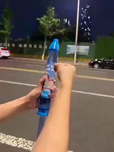 ของเล่น ปืนฉีดน้ำดอกไม้ไฟ สำหรับเด็ก 1 ชิ้น Water Gun Toy ของเล่นสเปรย์น้ำ สงกรานต์