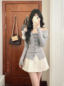 เสื้อสเวตเตอร์ถักแขนยาวทรงเข้ารูปสำหรับผู้หญิง ฤดูใบไม้ผลิและฤดูใบไม้ร่วง เสื้อชั้นในสุดเก๋ไก๋ คอตั้ง สไตล์เกาหลี