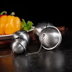 Túi Lọc Trà Hình Cầu Inox 304 5 Kích Cỡ Khác Nhau(Đường Kính 65cm Đến 11cm) Rổ Lọc Túi Lọc Gia Vị Có Móc Treo Nắp Khóa