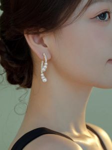 Elegant Long Cross Pearl Drop Earrings for Women 925 Silver Needle High-End Feelings Atmosphere Ear Studs Niche Ear Jewelry