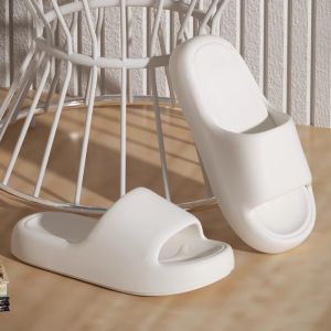 Lucky Red Slippers for Men And Women Couple Bathing Anti-Slip Deodorant EVA New 2025 Wedding Home Use Casual Style Summer