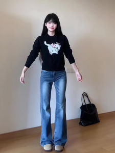 กางเกงยีนส์ทรงขาบานเอวสูงทรงเข้ารูปสีน้ำเงินสไตล์ฮ่องกงสำหรับผู้หญิง กางเกงขายาวทรงลำลองฤดูใบไม้ร่วง