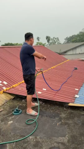 Vòi phun nước tưới cây - Mát mái bằng nhựa tự động xoay 360 độ