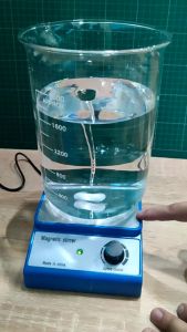 Máy khuấy từ Mini ( Không gia nhiệt ) thí nghiệm