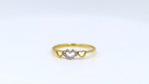 แหวนหัวใจฝังเพชรรอบ ทองแท้ 9k 37.5% เพชรเกสร ME014