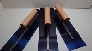 Raskam Roskam 40 cm Plat Baja Karbon - Trowel Epoxy Epoksi - Alat Acian Tembok - Finishing Plastering Beton Bata Ringan - Happī Tools - Carbon Steel - Flat / Gigi / Bergerigi - Raskam Acian Tembok