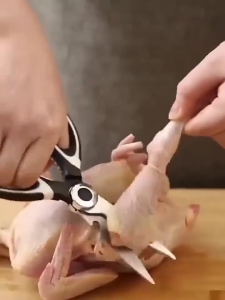 Gunting Dapur Besar Serbaguna Tajam & Stainless Steel Murah