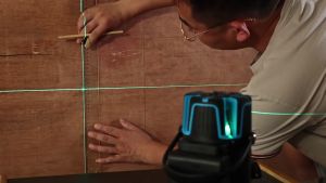 BuzzTech 5 Lines Adjustable Laser Level 360° Rotary Indoor OutdoorSelf Laser Leveling Measuring Tool Set Laser Meter