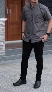 Kemeja Polos Casual Pria Lengan Pendek Bahan Oxsfort Best Quality // Kemeja Distro Harga Murah // Kemeja Polos Lengan Pendek Termurah