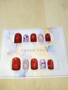 เล็บปลอมเจลแท้ฟรีกาวตะไบ เล็บpvc.เจลแท้โทนสีแดงลูกแก้วสลับกากเพชรผีเสื้อ ไซต์มาตรฐานmทรงสั้น รับไซต์อื่นแจ้งที่ช่องเเชทค่ะ