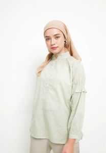 MFMW Asobiseksu Atasan Blouse Light Green Motif