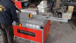 chân pallet máy cưa mộng