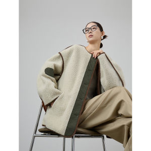 Contrast Color Splicing Vintage Lamb Wool Jacket