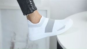 รองเท้าสลิปออน ผ้ายืด ระบายอากาศดีเยี่ยม พร้อมส่ง รองเท้าสุขภาพ รองเท้าเพื่อสุขภาพ สลิปออน รองเท้าสวม รองเท้าแบบสวม