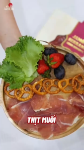 Đùi Sau Heo Muối Serrano 16 Tháng Gói Cắt Lát 50g Montesano - Tây Ban Nha Nhiều Nạc Ít Mỡ