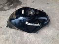 tangki bengsin bahan bakar kawasaki ninja 250 karbu original. 