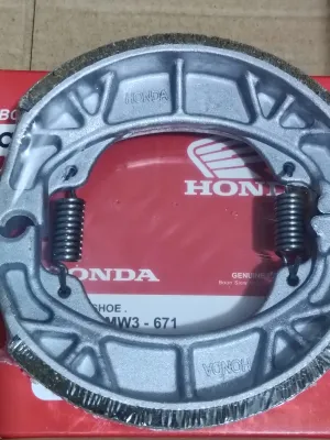 Honda Genuine BRAKE SHOE for XRM110 / 125 / WAVE100 / 110 / 125 / C100 / DREAM (MADE IN MALAYSIA)