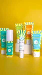 Azarine Cicamide Barrier Sunscreen Moisturiser SPF35 PA+++ 40mL - Untuk Melindungi Skin Barrier