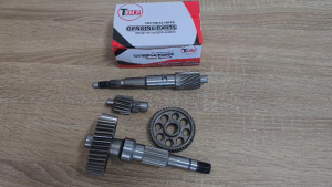 ชุดเฟืองเกียร์ Honda Pcx160 ชุดเฟืองท้าย ฮอนด้า พีซีเอ็ก 160 PCX160 เพลาขับหลัง เฟืองตาม ชุดเพลาขับเดิม ไม่ต้องแปลง Gear Set PCX160 พร้อมใช้งาน