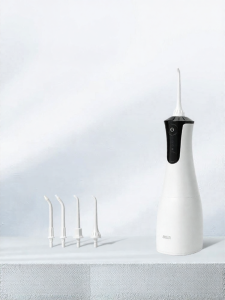 Portable Orthodontic Oral Irrigator