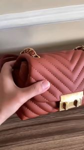 Promo Diskon Grosir Tasku LIZZY: Tas Slingbag Wanita OOTD Kekinian Termurah