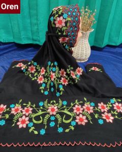 (COD) Bisa bayar tempat!! Mukena Terusan Dewasa Polino Warna Hitam Bordir Bunga Kucai Menawan