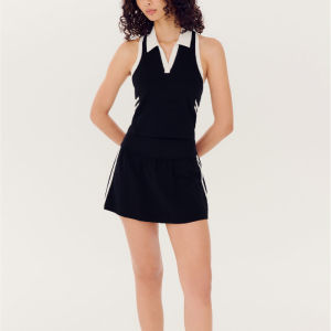 Áo Tập Thể Dục Thể Thao Màu Tương Phản Cổ Bẻ Có Đệm Ngực Áo Tập Yoga Chống Ánh Sáng Quần Tennis Váy Hai Mảnh Cho Nữ