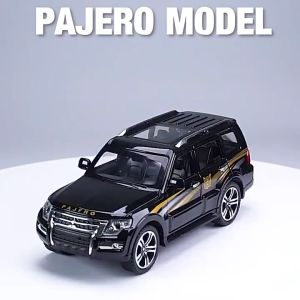 TWH Diecast MITSUBISHI PAJERO Skala 1:32: Mainan Mobil dengan Lampu & Suara