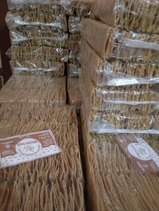 Kerupuk puli / Gendar lempeng beras gendar Mentah