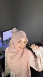 D&D LIGHT BLUE by KIUTKAT - Parfum Wanita Original Isi 30ml | Searah D&D - LIGHT BLUE