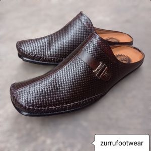 SANDAL BUSTONG KULIT PRIA MOTIF