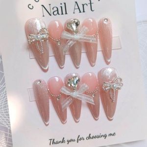 Móng tay thiết kế Nail box mắt mèo nơ ruy băng vải mã số AB7