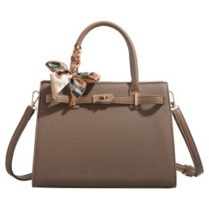 UR | Versatile Elegant Tote Bag