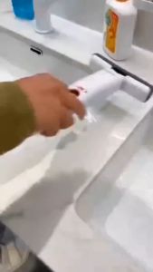 Mini Squeeze Mop Quick clean Sponge Mop Car Glasses Desk Cleaner Corner Cleaning Mop Portable Wiper Household Cleaning Tools