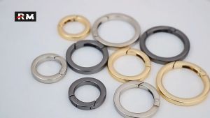 [2-Pcs] Zinc Alloy Spring Ring Square Wire Flat Wire Spring Buckle Bag Hanging Buckle Bag Strap Connecting Buckle Key Ring Luggage Opening Lanyard Buckle Tag Pendant Webbing Buckle