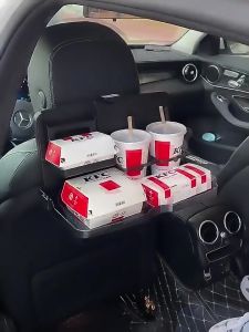 โต๊ะรับประทานอาหารมัลติฟังก์ชั่นในรถยนต์ติดตั้งด้านหลังเบาะนั่งด้านหน้าโต๊ะรับประทานอาหารที่วางแก้วอาหารจานอาหารจานอาหารเย็นพับได้ที่วางแล็ปท็อป