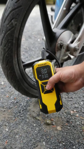 Dụng cụ đa năng STANLEY Model SXIF0101 bơm xe đèn pin Led sạc dự phòng - Hàng chính hãng