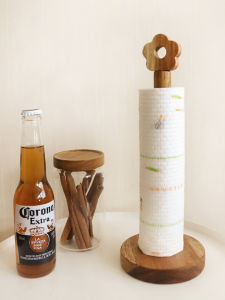 ตู้เก็บของแบบตั้งเต้าปูนไม้แท้สำหรับห้องครัว จัดระเบียบผ้าเช็ดหน้า ริบบิ้น ฟิล์มกันเปื้อน ไม่ต้องเจาะรู