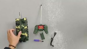 1:32 RC Simulation Remote Battle Tank Military Control Car Light & Sound Effect Kids Play Vehicles Toys Gift (3250)