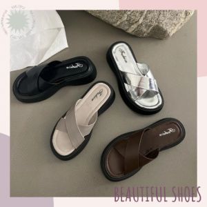 Lishops รองเท้าเสริมส้น ดีไซน์สายไขว้ สีพื้น หนึ่งในการแต่งกายหนึ่งในทุกๆ คุณหมาย สถานที่สวย