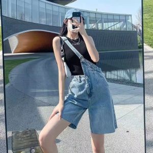 Mrs.huang shop กางเกงยีนส์สายเอี๊ยมขาสี่ส่วนเอวสูง ขากระบอกใหญ่ วินเทจ ทรงสวย ใส่ได้3แบบ รุ่นใหม่พร้อมส่งค่ะ