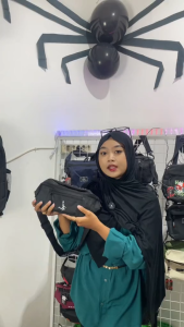 Pege 8833 - Tas Selempang Waistbag Pria Bisa Untuk Tas Pinggang Model Kasual